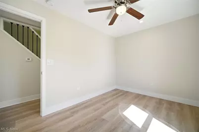 241 King Street, Fairport Harbor, OH 44077 - Photo 9