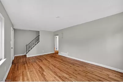 681 E 258th Street, Euclid, OH 44132 - Photo 3