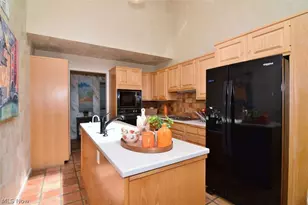 3835 Acorn Trail, Orange, OH 44022 - Photo 7