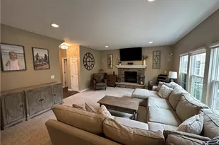 10363 Redbud Dr, Aurora, OH 44202 - Photo 3
