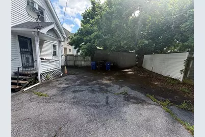 11116 Lardet Avenue, Loveland, OH 44104 - Photo 27
