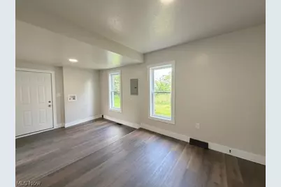 404 5th Street NW, New Philadelphia, OH 44663 - Photo 9