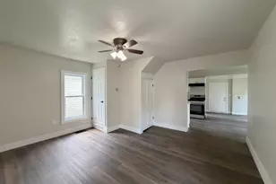 404 5th St NW, New Philadelphia, OH 44663 - Photo 3