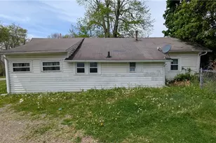 320 Indiana Ave, Mansfield, OH 44905 - Photo 3