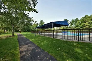 22 Waterford Ln, Beachwood, OH 44122 - Photo 41