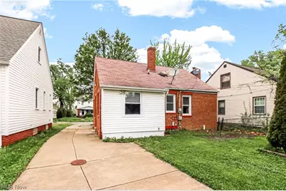 9304 Plymouth Avenue, Garfield Heights, OH 44125 - Photo 31