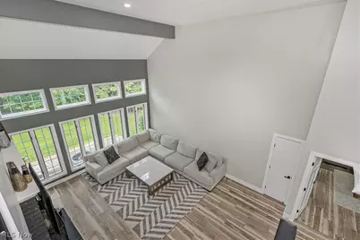 5690 Hartshire Drive, Willoughby, OH 44094 - Photo 9