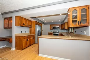 5841 Sharon Dr, Boardman, OH 44512 - Photo 7
