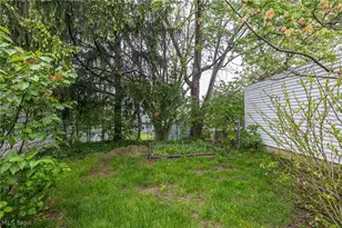 9609 Alexander Rd, Garfield Heights, OH 44125 - Photo 29