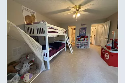 4648 Oak Point Road, Lorain, OH 44053 - Photo 13