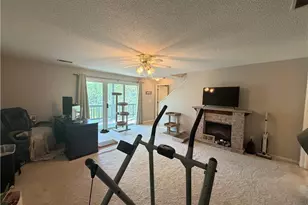 4648 Oak Point Rd, Lorain, OH 44053 - Photo 25