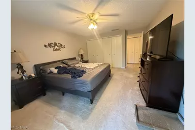 4648 Oak Point Road, Lorain, OH 44053 - Photo 21