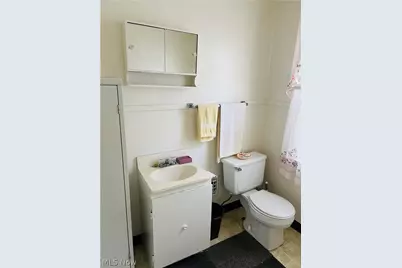 1121 N 7th Street, Martins Ferry, OH 43935 - Photo 15