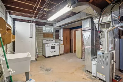 2953 Gibbs Avenue NE, Canton, OH 44714 - Photo 19