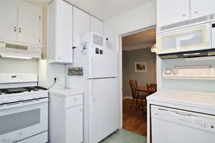 1272 Winston Rd, South Euclid, OH 44121 - Photo 13