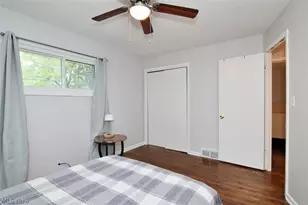 1098 Homestead Rd, South Euclid, OH 44121 - Photo 13