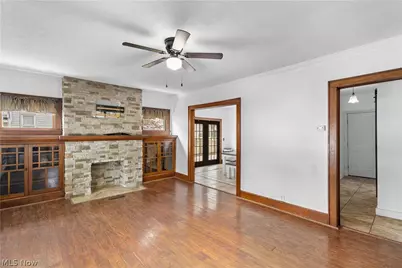 1407 Stewart Avenue, Cambridge, OH 43725 - Photo 5