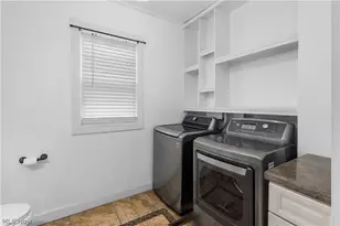1407 Stewart Ave, Cambridge, OH 43725 - Photo 15