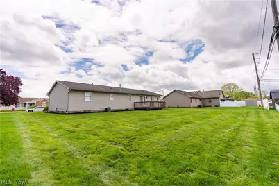 342 Sheffield Avenue NE, Massillon, OH 44646 - Photo 3