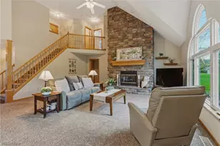 859 Kings Cross Dr, Wadsworth, OH 44281 - Photo 9