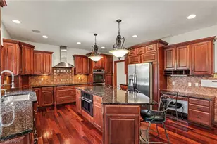 6291 Maypine Farm Blvd, Highland Heights, OH 44143 - Photo 11