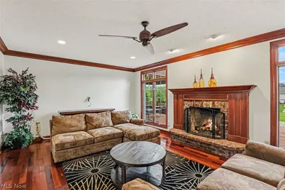 6291 Maypine Farm Boulevard, Highland Heights, OH 44143 - Photo 5