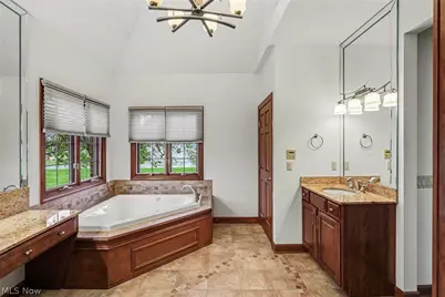 6291 Maypine Farm Boulevard, Highland Heights, OH 44143 - Photo 27