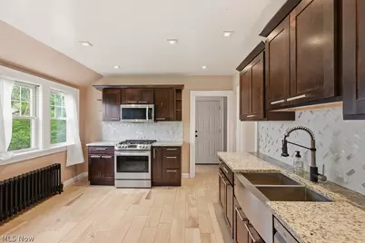 3871 Mayfield Road, Cleveland Heights, OH 44121 - Photo 7