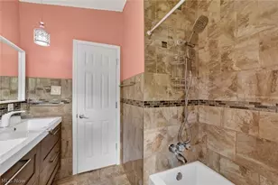 1178 Golden Gate Blvd, Mayfield Heights, OH 44124 - Photo 17