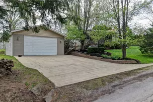 2041 Thrasher Road SW, Carrollton, OH 44615 - Photo 33