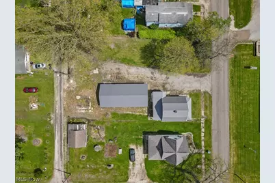 215 E Pennsylvania Avenue, Sebring, OH 44672 - Photo 43