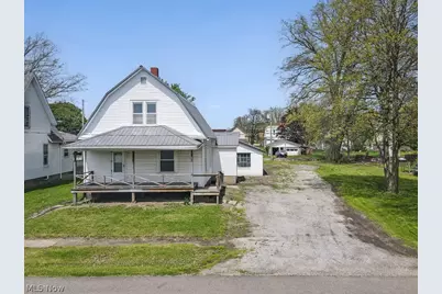 215 E Pennsylvania Avenue, Sebring, OH 44672 - Photo 1