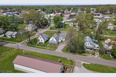 215 E Pennsylvania Avenue, Sebring, OH 44672 - Photo 41