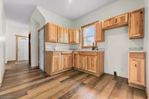 215 E Pennsylvania Ave, Sebring, OH 44672 - Photo 5