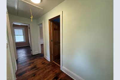 9612 Park Heights Avenue, Garfield Heights, OH 44125 - Photo 15