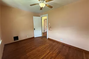 9612 Park Heights Ave, Garfield Heights, OH 44125 - Photo 21