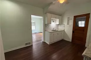 9612 Park Heights Ave, Garfield Heights, OH 44125 - Photo 9