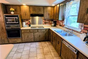 108 Theresa Dr, Weirton, WV 26062 - Photo 17