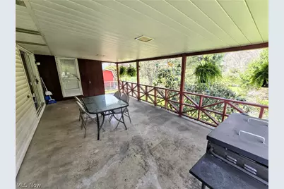108 Theresa Drive, Weirton, WV 26062 - Photo 11