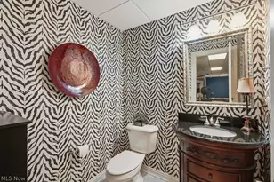 7312 Stockwood Dr, Solon, OH 44139 - Photo 39