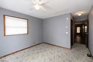 144 Cornell Ave, Elyria, OH 44035 - Photo 27
