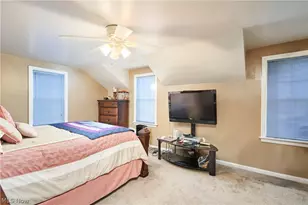 942 Bellflower Ave SW, Canton, OH 44710 - Photo 7