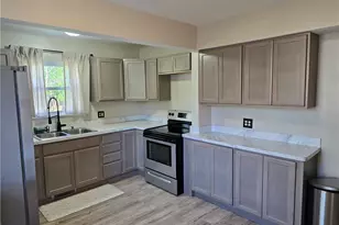 403 High Grove Blvd, Akron, OH 44312 - Photo 3