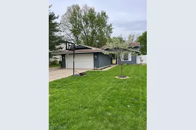 5825 Olive Avenue, North Ridgeville, OH 44039 - Photo 3