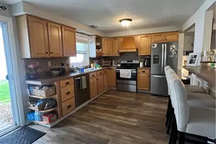 5825 Olive Ave, North Ridgeville, OH 44039 - Photo 9