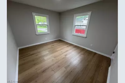 5651 Porter Road, North Olmsted, OH 44070 - Photo 9