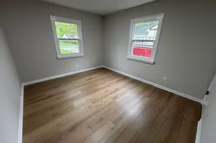 5651 Porter Rd, North Olmsted, OH 44070 - Photo 9