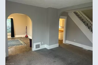 679 Wooster Road W, Barberton, OH 44203 - Photo 19