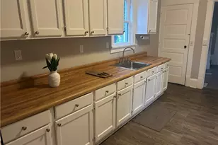 679 Wooster Rd W, Barberton, OH 44203 - Photo 3
