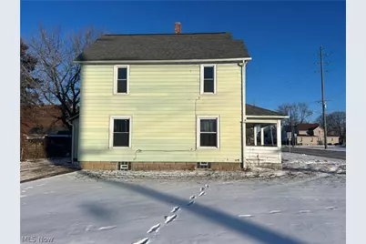 679 Wooster Road W, Barberton, OH 44203 - Photo 43